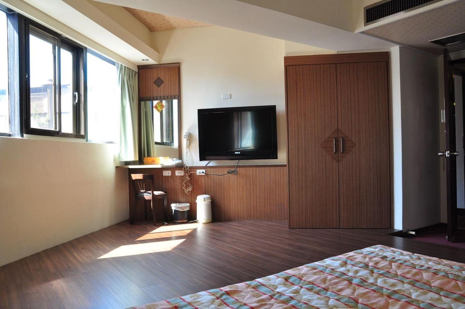 Marshal Hotel Taichung名帥大飯店 Luaran gambar