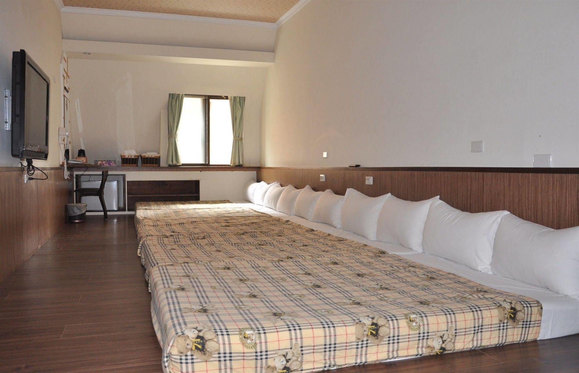 Marshal Hotel Taichung名帥大飯店 Luaran gambar